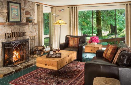 Vida Cabin | Eagle Rock Lodge
