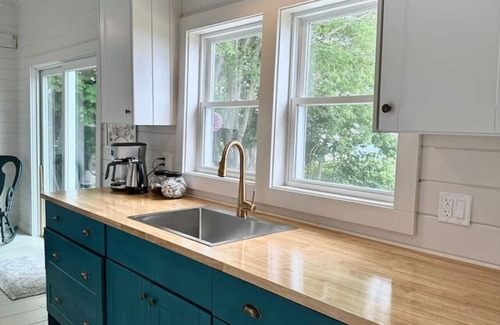Eastport Cottage | Eagles Bluff Cottage