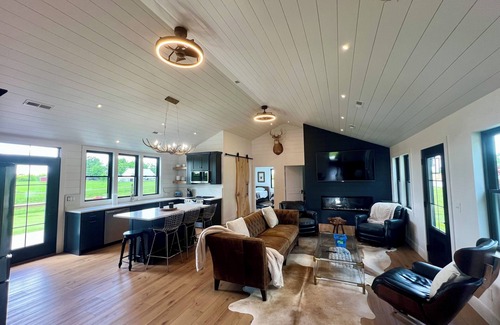 Anna Other | Eagles Crossing is a Newly Renovated 3-Bed Farmhouse with a Large Deck & Hot Tub