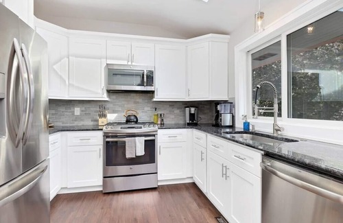 Inver Grove Heights House | Eagle’s Nest - Lake Home with Hot Tub and Fire Pit