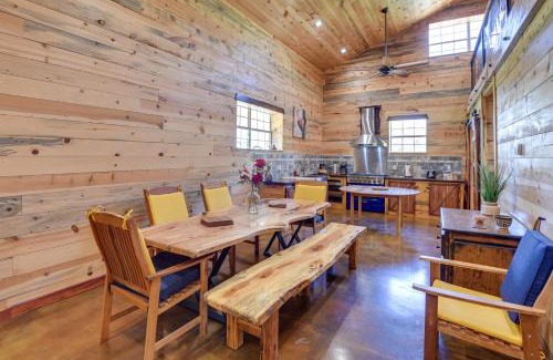 Early House | Early Cabin with Deck about 20 Mi to Lake Brownwood!