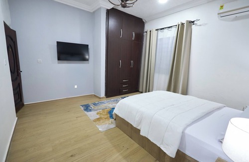Ogbodjo Apartment | East Legon Hideaway