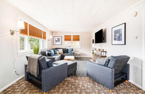 Petoskey House | East Bay View Annex