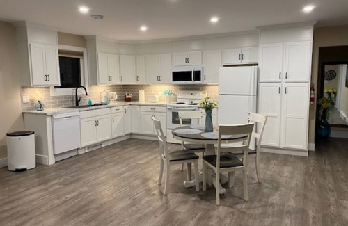 West End Apartment | East Coast Serenity - 2 Bedroom Suite