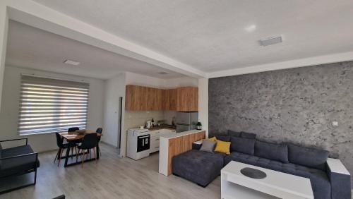 Northeastern Region Apartment | East Gate Apartments