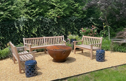 East Hampton North Cottage | East Hampton Cottage Heart of Village 2beds and 1bath approx 1200sq ft