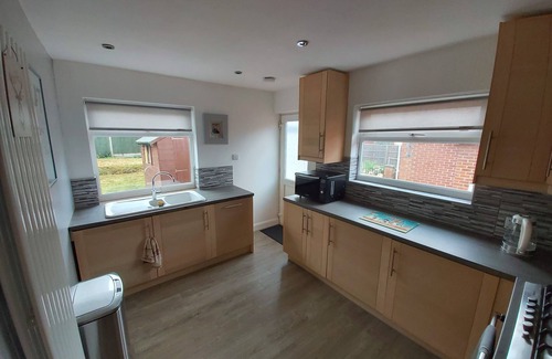 Loughborough House | East Leake, Bungalow Lodgings