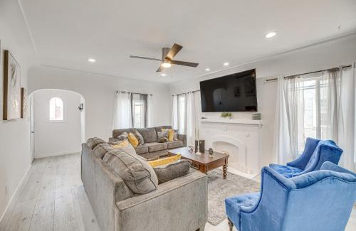East Los Angeles Apartment | East Los Angeles Retreat about 2 Mi to Citadel Outlets