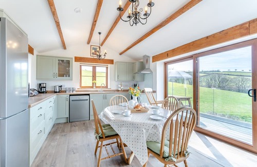 South Molton House | East Mill Barn - Three Bedroom House, Sleeps 6