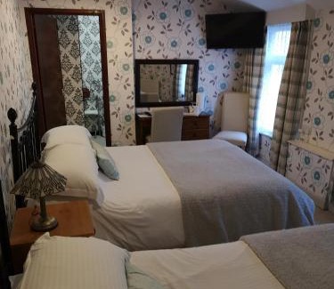Newton in Furness House | East Mount House