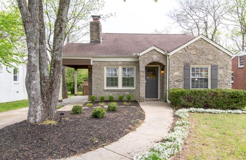 Nashville House | East Nashville Retreat— Large Pool — Outdoor Oasis