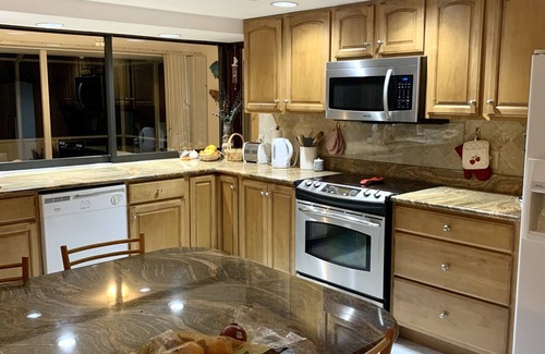 South Beach House | East of A1A, pool, steps from beach, pet friendly, South Beach