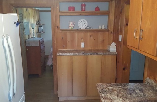 Town of Owasco Cottage | East Side Owasco Lake Waterfront Cottage!