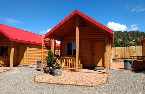 Glendale Cabin | East Zion-Glendale Ranch Cabin 2