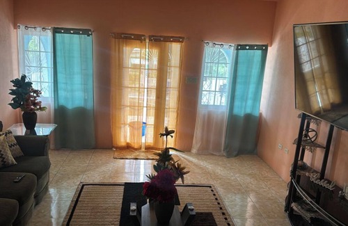 Yallahs House | Eastern Escape Retreat