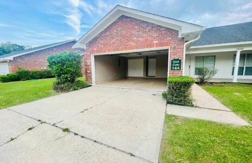 Hammond Apartment | Eastgate 14A beautiful townhouse