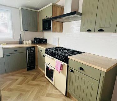 Malton House | Eastgate Lodge with Hot Tub