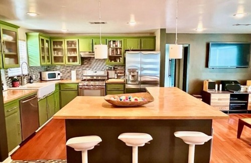 Central East Austin House | Eastside Sanctuary w/HOT TUB - Near UT, Downtown