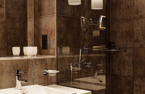 Paquis Navigation Hotel | Eastwest Hotel by Malone
