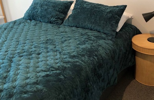 Matamata House | Easy stroll into town. Quality 3-bedroom accommodation in the heart of Matamata