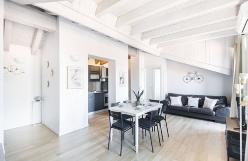 Ticinese Apartment | Easylife - Jewel with balcony in Porta Ticinese