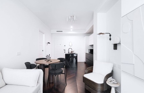 Carrobbio Apartment | Easylife - Terrace, wellness, 10 mins from Duomo