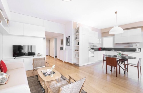 San Vittore Apartment | Easylife-Three-room flat in S Agostino and terrace