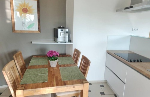Muhr am See Apartment | Ebenerdige Wohnung (57m2) im Souterrain mit großer Terrasse
