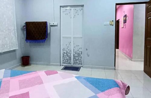 Kampung Keriang Dan House | Ebnur Homestay