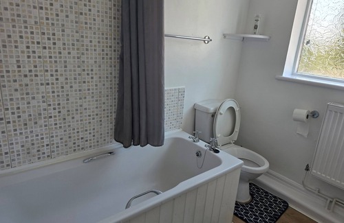 Manchester House | Ebony Immaculate Place