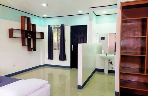 Laoag Hotel | EC Hotel near Laoag Airport
