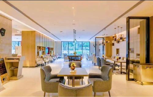 Jiang Nan Hotel | Echarm Hotel Jiangnan Wanda Baisha Avenue Branch