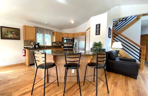 Evergreen House | Echo Hills Mountain Lodge - In the foothills of the Colorado Rockies