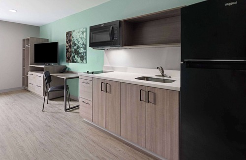 Innsbrook Hotel | ECHO Suites Extended Stay by Wyndham Richmond West