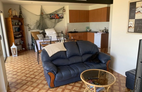 St. Georges Basin Apartment | Echostayz Pelican Bay Waterfront