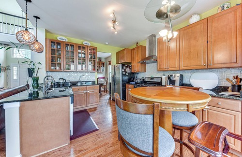 Grayslake House | Eclectic Grayslake Home w/Private Yard & Fire Pit