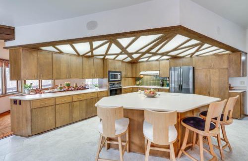 Hubertus House | Eclectic Hubertus Home with Game Room and Fire Pit!