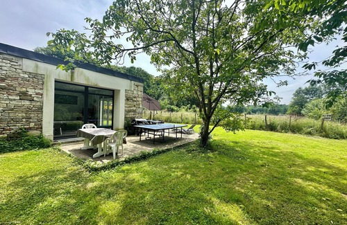 Lusigny-sur-Barse House | Eco 4-BR farmhouse near Lac d’Orient & Troyes – sleeps 10, garden, Wi-Fi