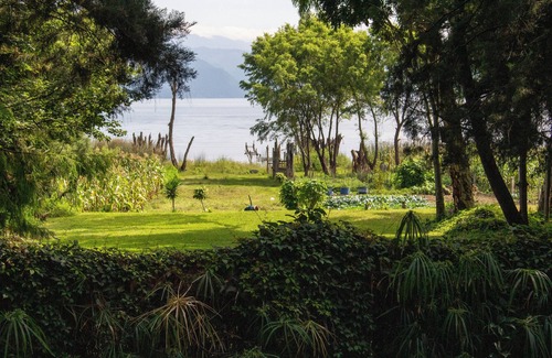San Juan La Laguna Cabin | Eco Cabin with Lake View