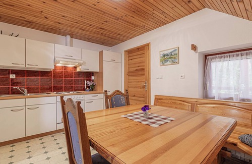 Prevalje Apartment | Eco farm Mikl Spruce Tree Apartment, Slovenj Gradec, Slovenia