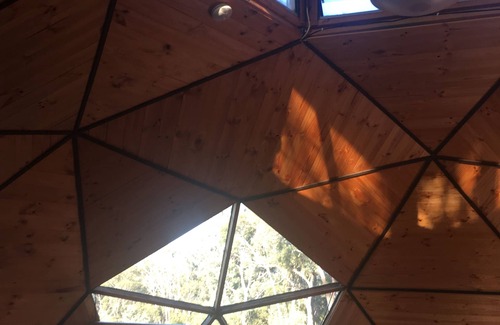 Bullaburra House | Eco-friendly, unique, watch the stars at night!