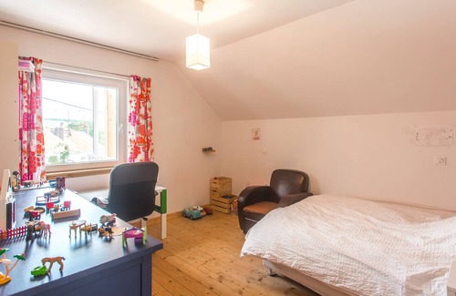 Ailly-sur-Noye House | Eco House With Swimming Pool, BBQ, Trampoline And Cat. Pet friendly