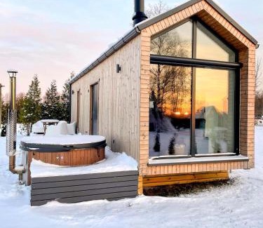 Sauga House | Eco houses with a hot tub and sauna
