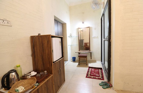 Umaria Cottage | Eco stay . 3-bedroom farmhouse in Bandhavgarh National Park .nMadhya Pradesh.