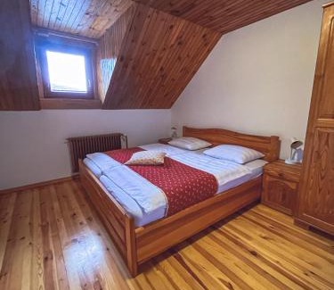 Prevalje House | Eco tourist farm Mikl