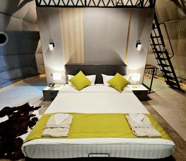 Chuy Province Hotel | EcoHouse Glamping by ART HOTEL