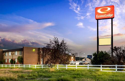Billings Cabin | Econo Lodge Billings