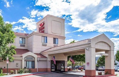Aurora Cabin | Econo Lodge Denver International Airport