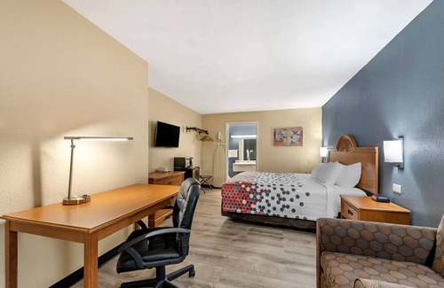 Erlanger Hotel | Econo Lodge Erlanger - Cincinnati Airport