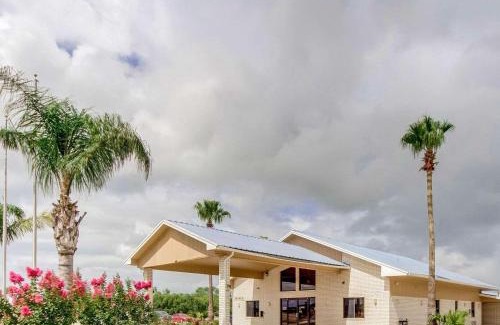 Falfurrias Cabin | Econo Lodge Falfurrias Hwy 281